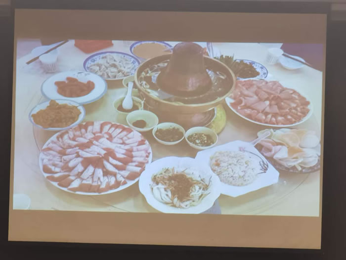 綿陽中旅行假日旅行社舉行胡楊林、南疆專列推薦會